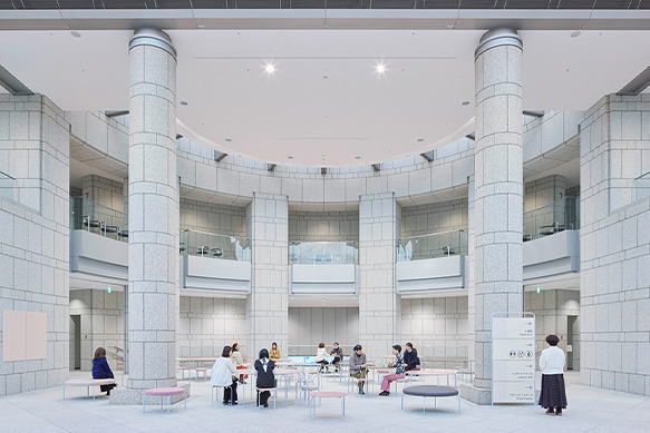 まるまるラウンジ［グランドギャラリー］