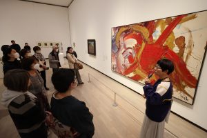 ギャラリートークの様子